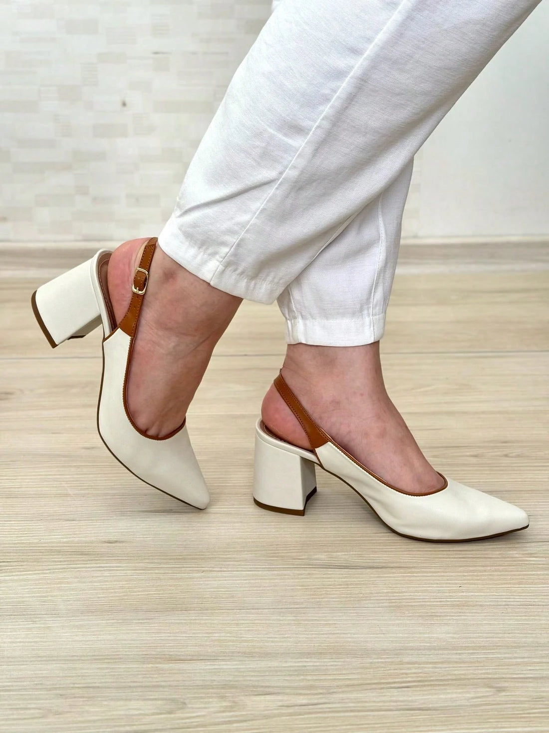 Block heel backless court shoes